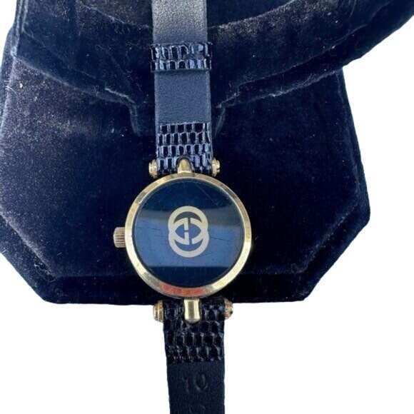 Gucci Watch Vintage Black and Gold New Band